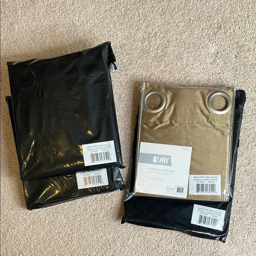 NWT VCNY Home Taupe Grommet Panel